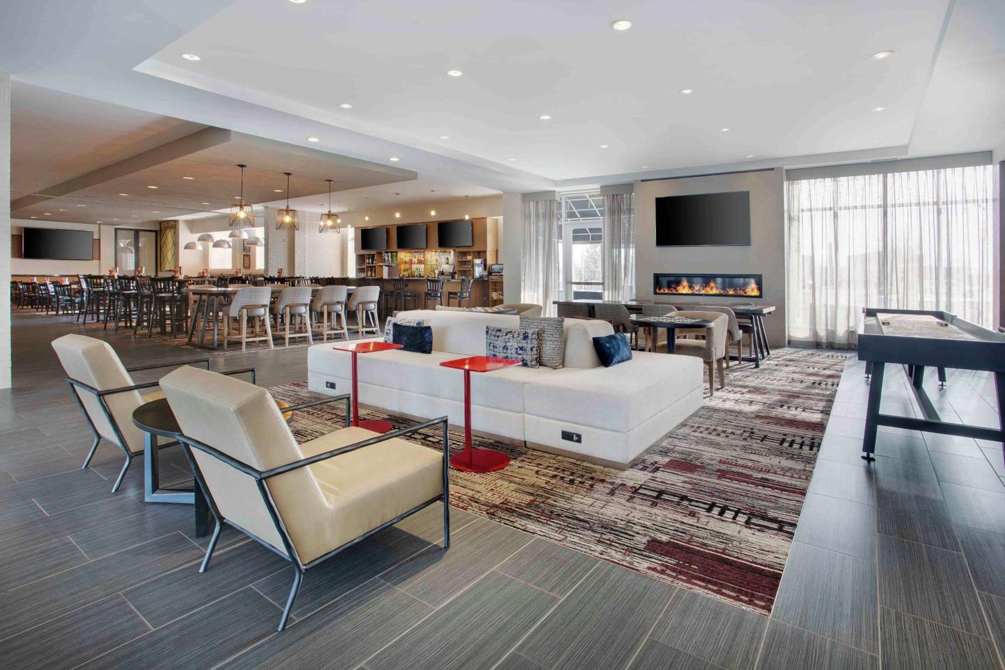 Готель Doubletree By Hilton Chicago Midway Airport, Il Bedford Park Екстер'єр фото