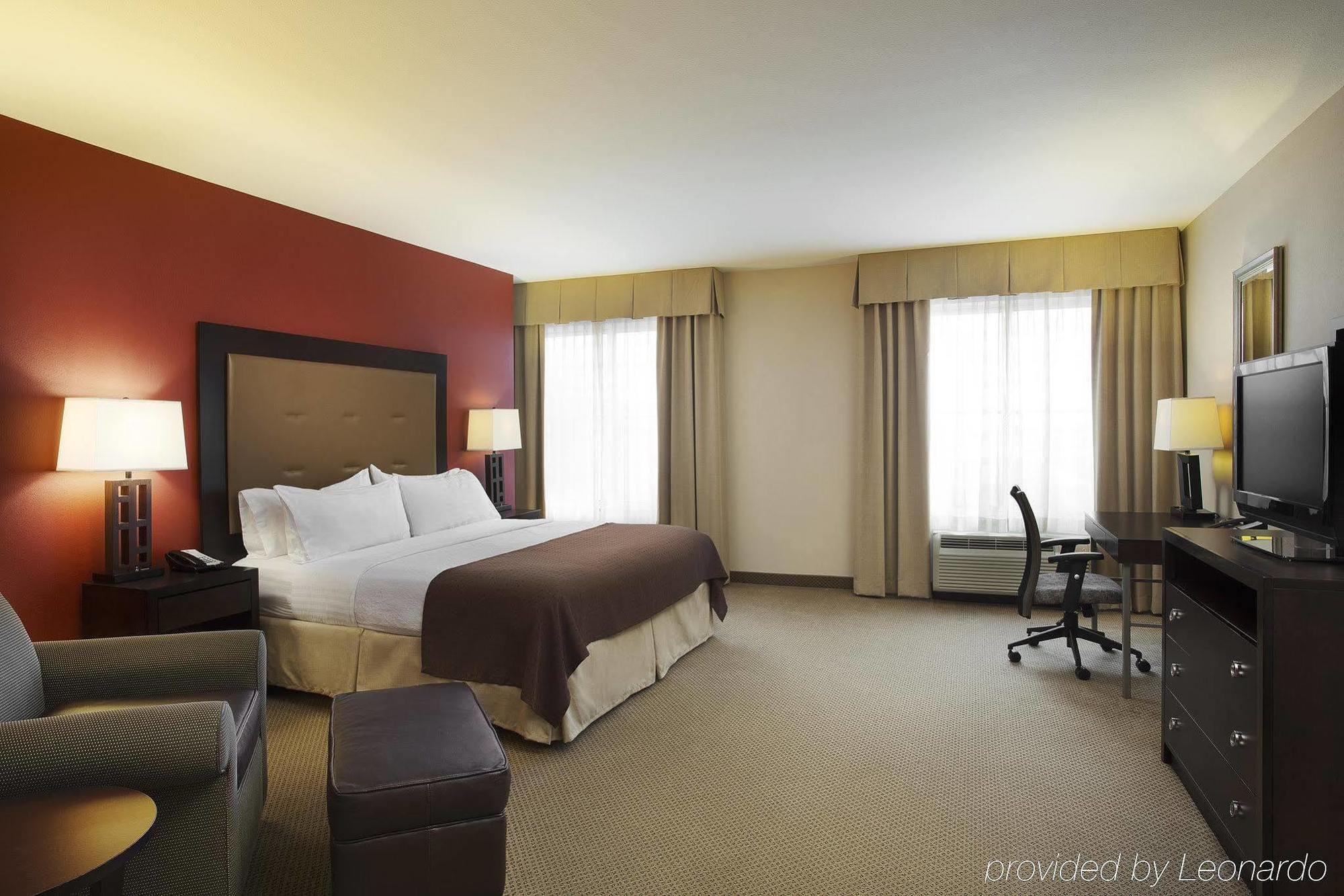 Готель Doubletree By Hilton Chicago Midway Airport, Il Bedford Park Екстер'єр фото